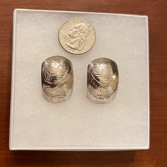 Vintage Engraved Sterling Silver 925 Clip on Earrings - Picture 7 of 11